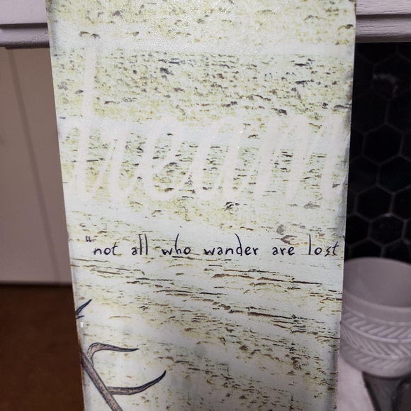 Wall hanging - Picture 2 of 3